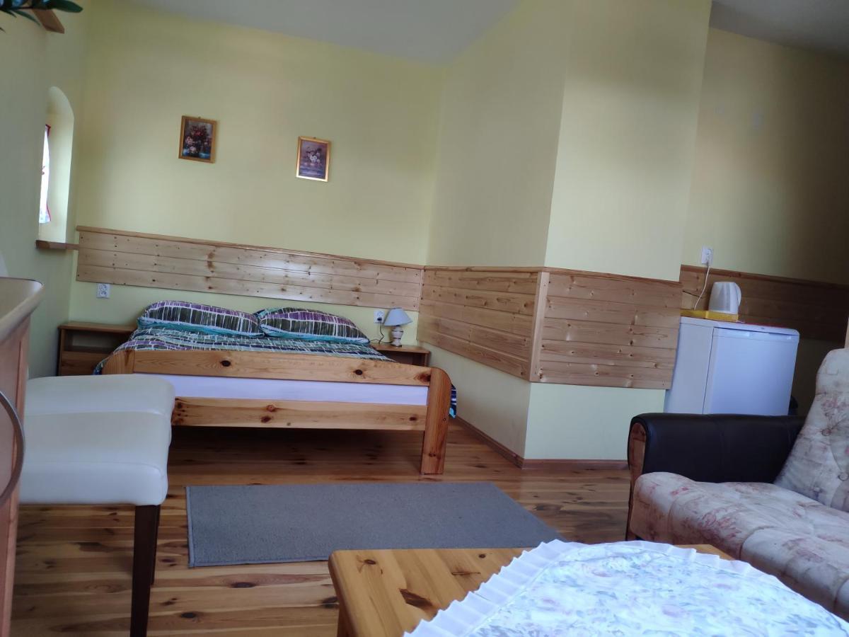 Apartamenty Wakacyjne Nad Jeziorem Juksty 姆拉哥沃 外观 照片